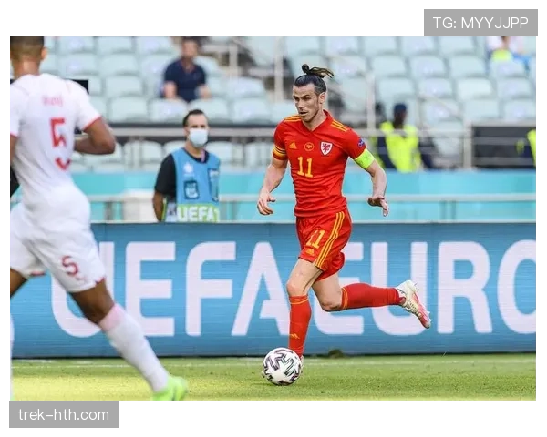 吉达联合豪华锋线需更高效，临门一脚决定比赛走势