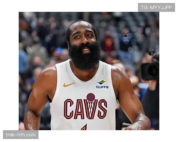 马克西挡拆制造错位，比哈登更常单打终结